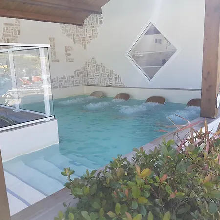 Bontempo Village La Yole Kamp alanı