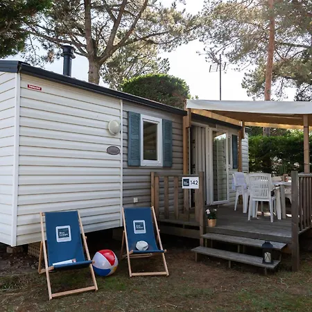 مكان تخييم Bontempo Village La Yole سان جان دي مونت